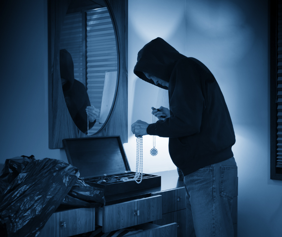 Inbreker in de kamer