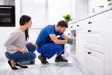 Rioollucht of putlucht in huis? Wat kan je zelf doen en wat laat je doen?