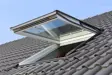 Wat kost het laten plaatsen van een Velux dakraam?