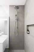 Wat kost het om een inloopdouche te laten installeren?