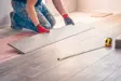 Wat kost het laten leggen van een laminaat vloer?
