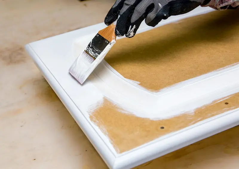 Paint an old cabinet with matt paint