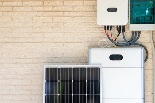 Thuisbatterij laten aansluiten