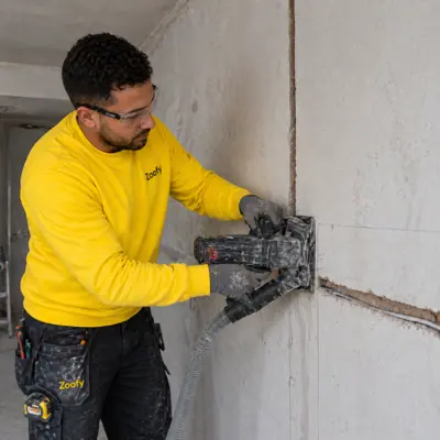 Kabelgoot in muur laten frezen